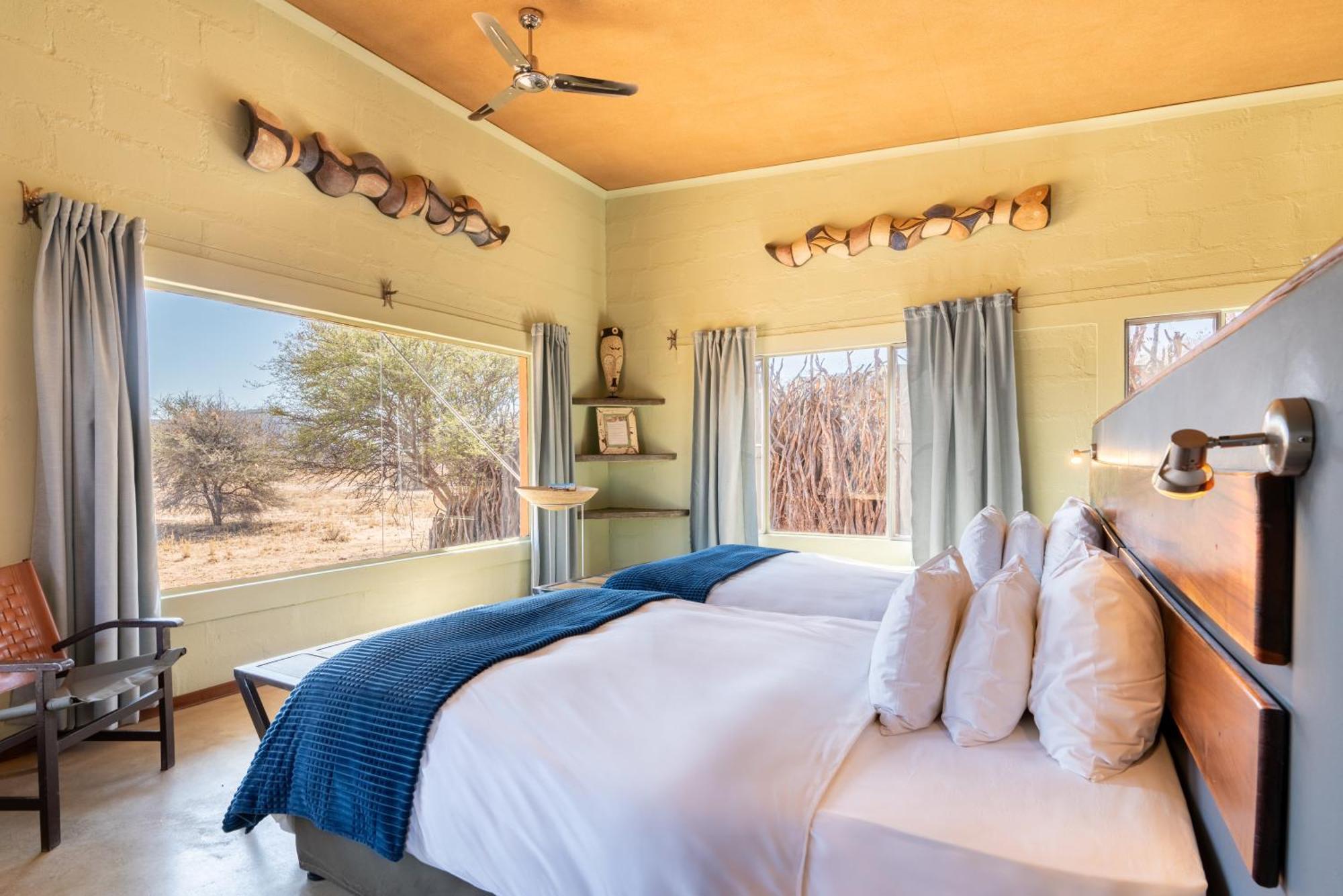 Vila Okonjima Plains Camp Otjiwarongo Exteriér fotografie