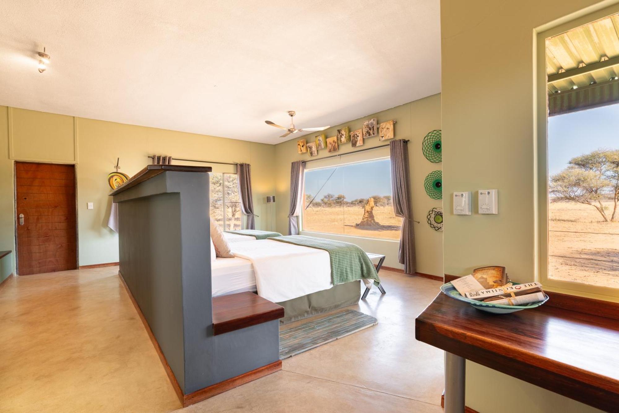 Vila Okonjima Plains Camp Otjiwarongo Exteriér fotografie